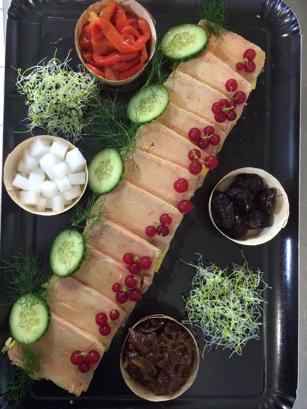 assiette de foie gras traiteur